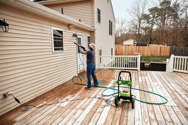 Pressure Washing Estimates in Hillcrest, CA