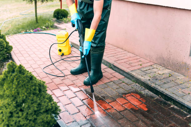 Best Commercial Pressure Washing  in Hillcrest, CA