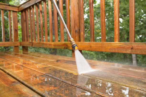 Best Garage Pressure Washing  in Hillcrest, CA