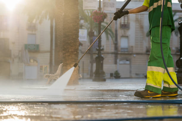 Best Commercial Building Pressure Washing  in Hillcrest, CA